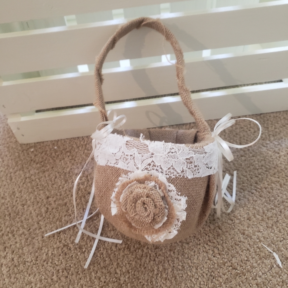 Flower girl basket
